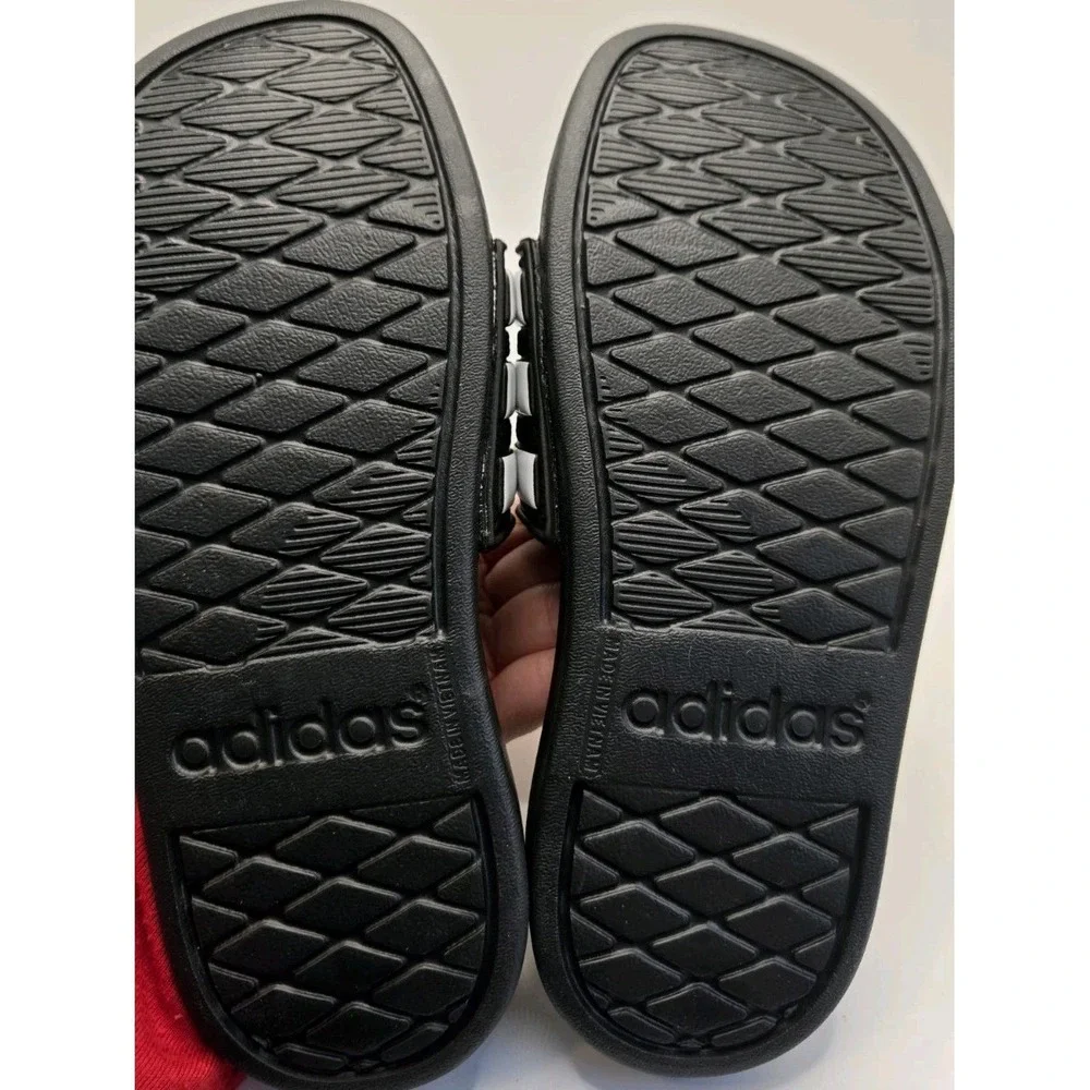 Adidas Kids Adilette Slide Sandals Black White Youth Size 1 Slip On Pool Shoes